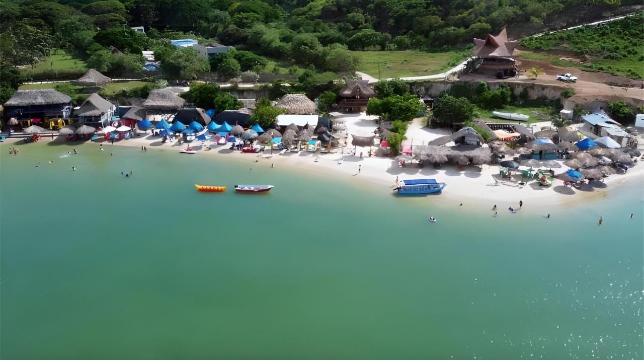 Amalife Beach Club & Hotel Тьерра-Бомба Экстерьер фото